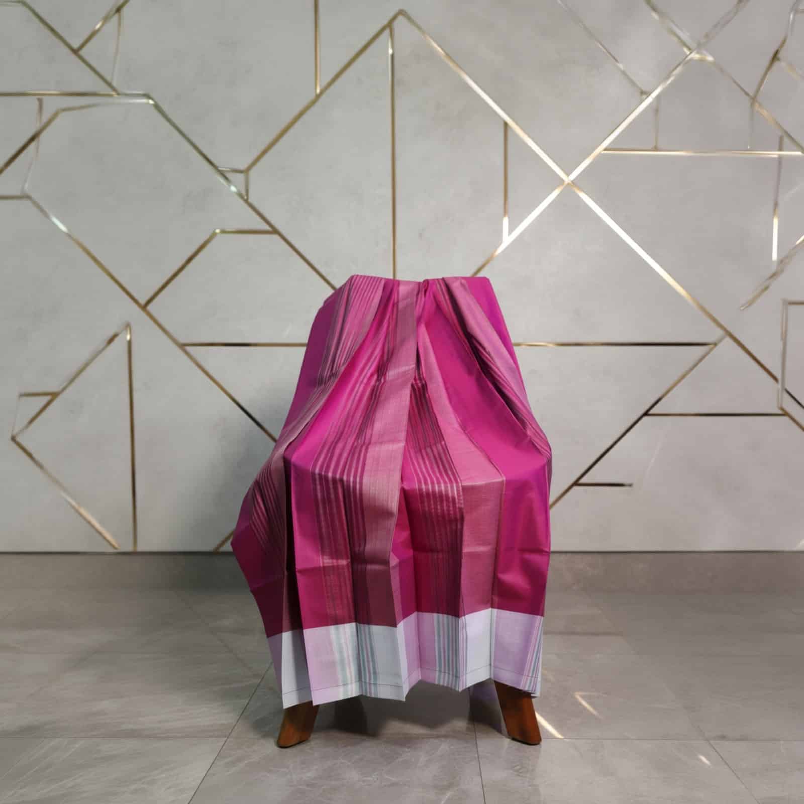 বন্ধু সিরিজ লুঙ্গী - গোলাপী